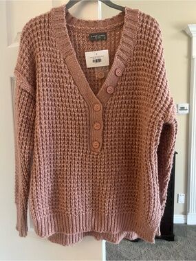 Sweet Lovely Rose-Mauve Waffle Knit V-Neck Button Sweater